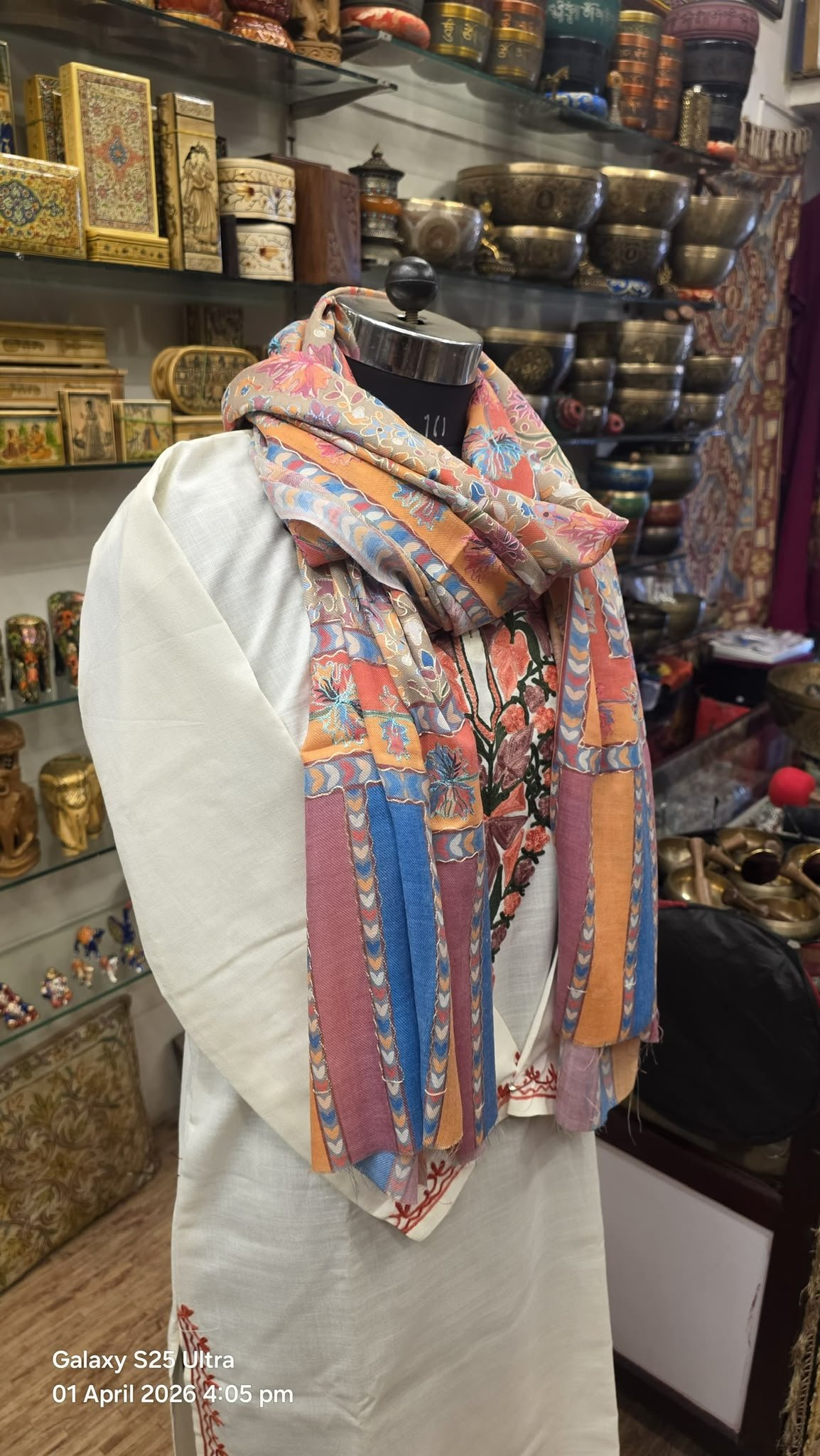 Royal Kashmir Pashmina Scarf (Style 11)